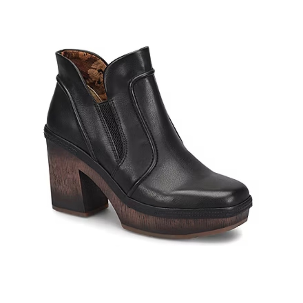 Korks Womens Robin Block Heel Booties Black Leather Ankle Boots